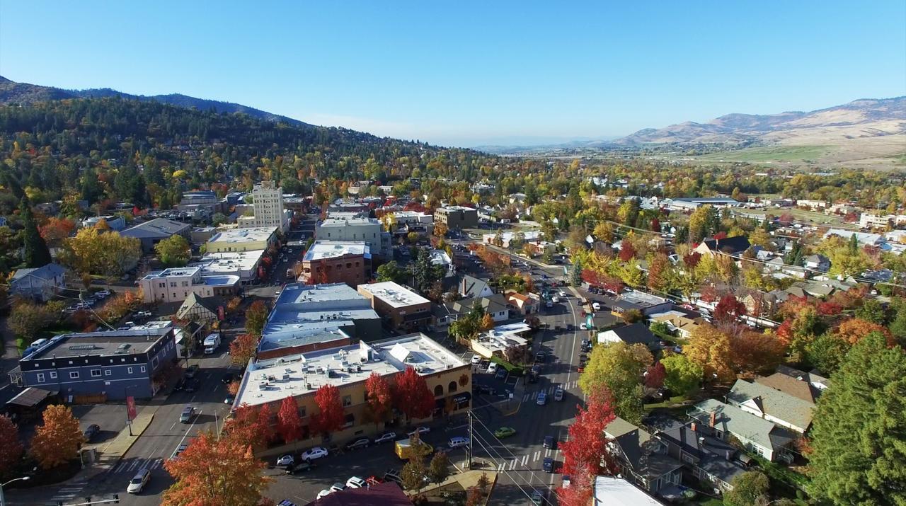 Columbia Hotel Ashland Kültér fotó